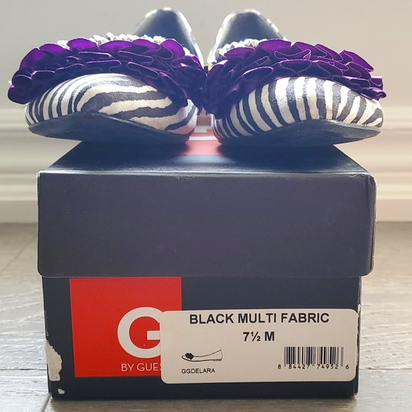 Guess zebra flats - Picture 12 of 12